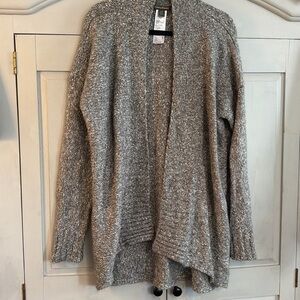 Soft, gently worn ladies size large Tommy Bahama sweater comfortable
